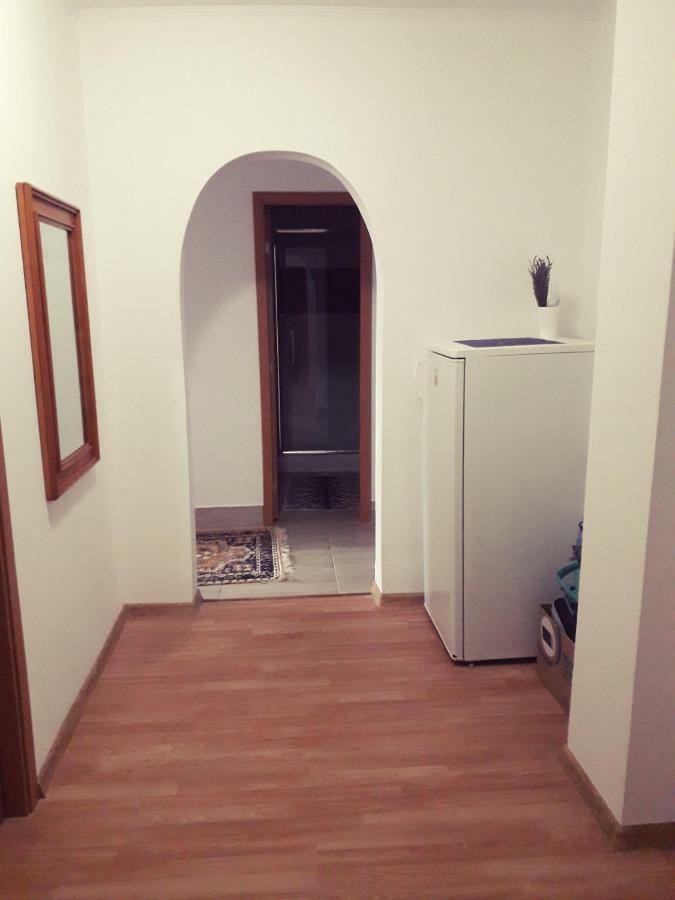 Iasi City Break Rooms Exterior photo